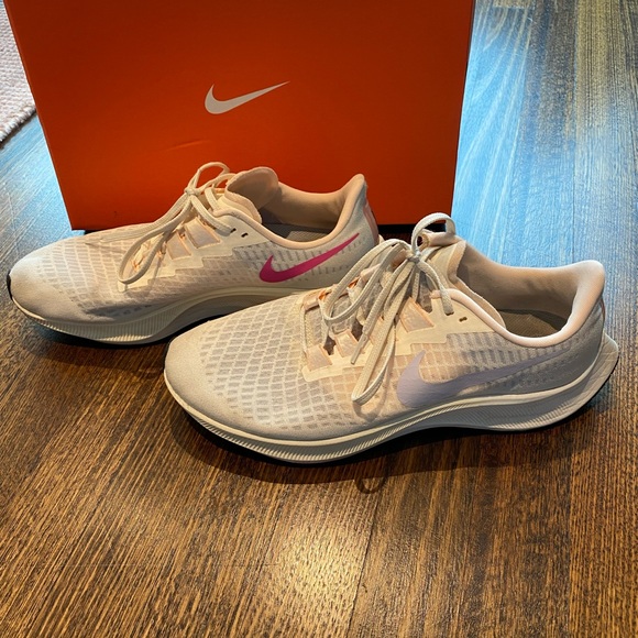 Nike Air Zoom Pegasus 37 - Picture 7 of 13